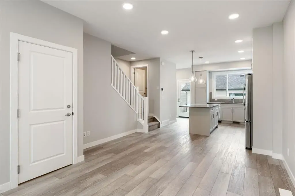 16 Alderwood Close SE