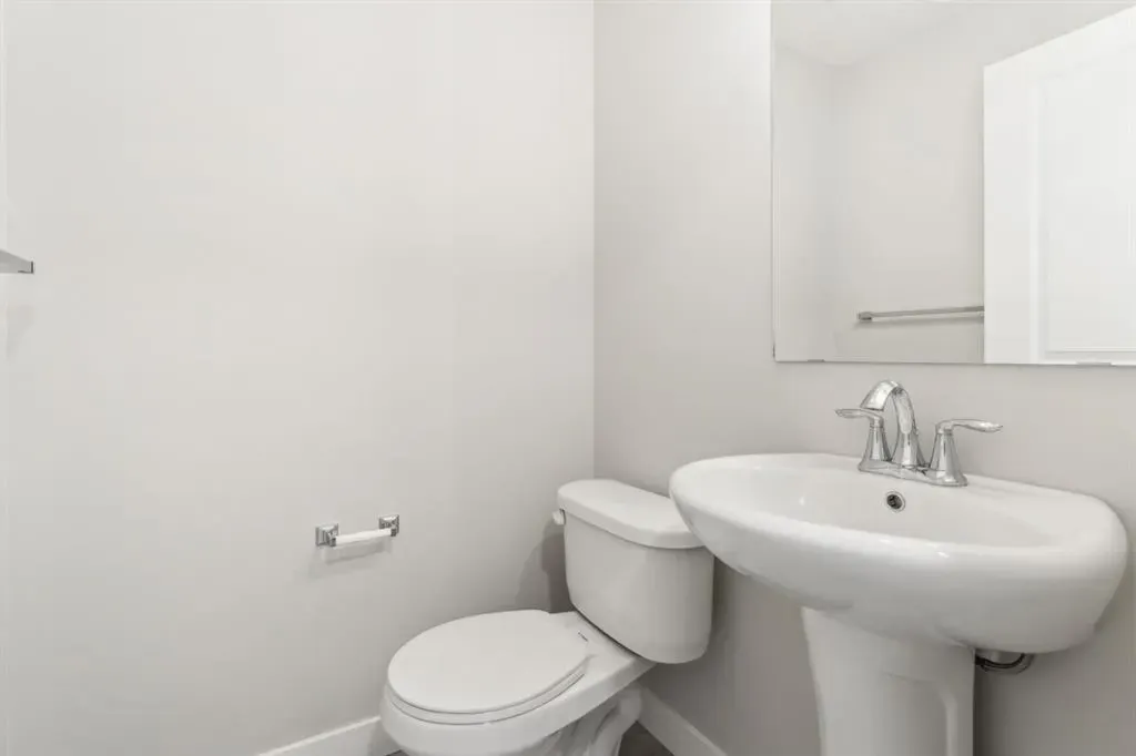 16 Alderwood Close SE