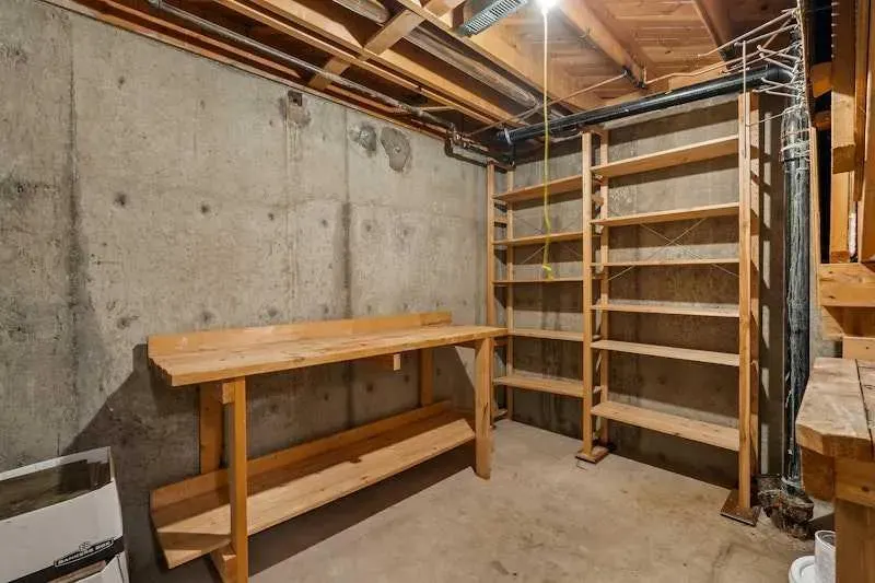 2815 Palliser Drive SW, #23
