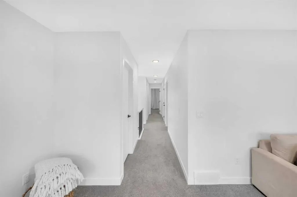 11 Heritage Circle