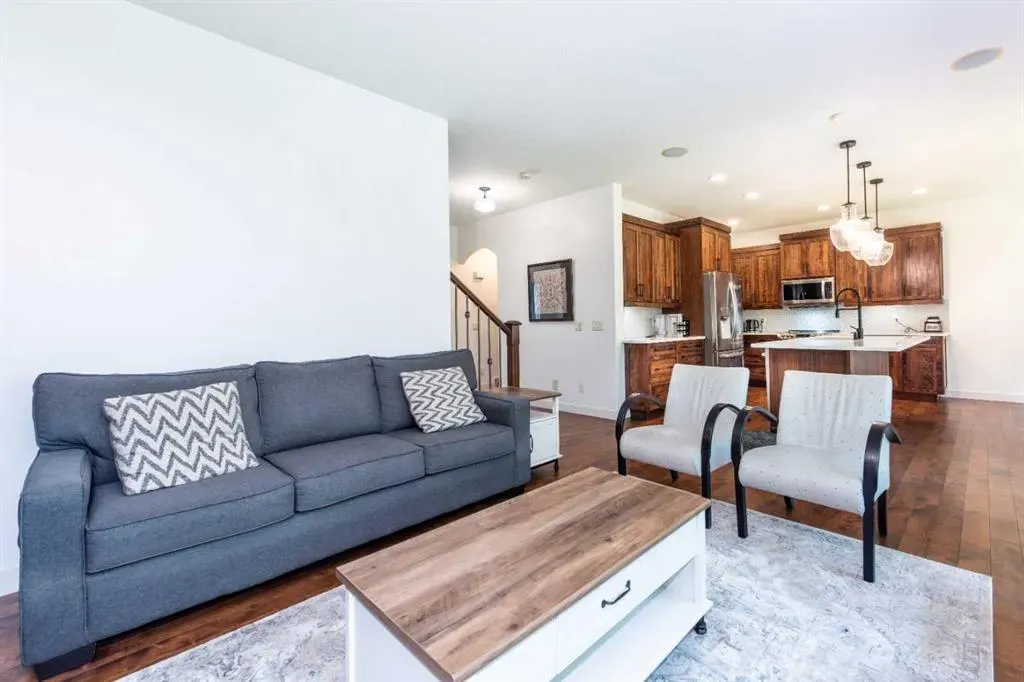 122 Tuscany Glen Place NW