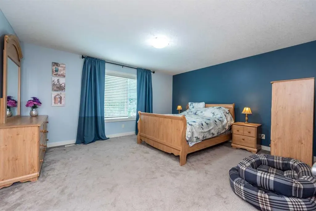 122 Tuscany Glen Place NW