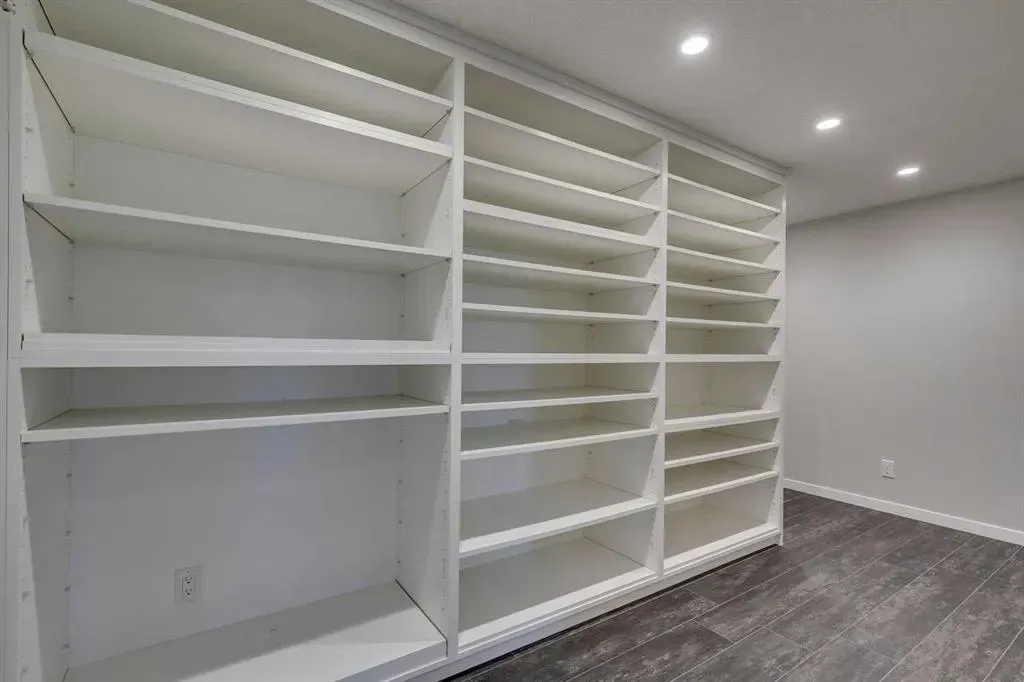 18 Marquis Cove SE