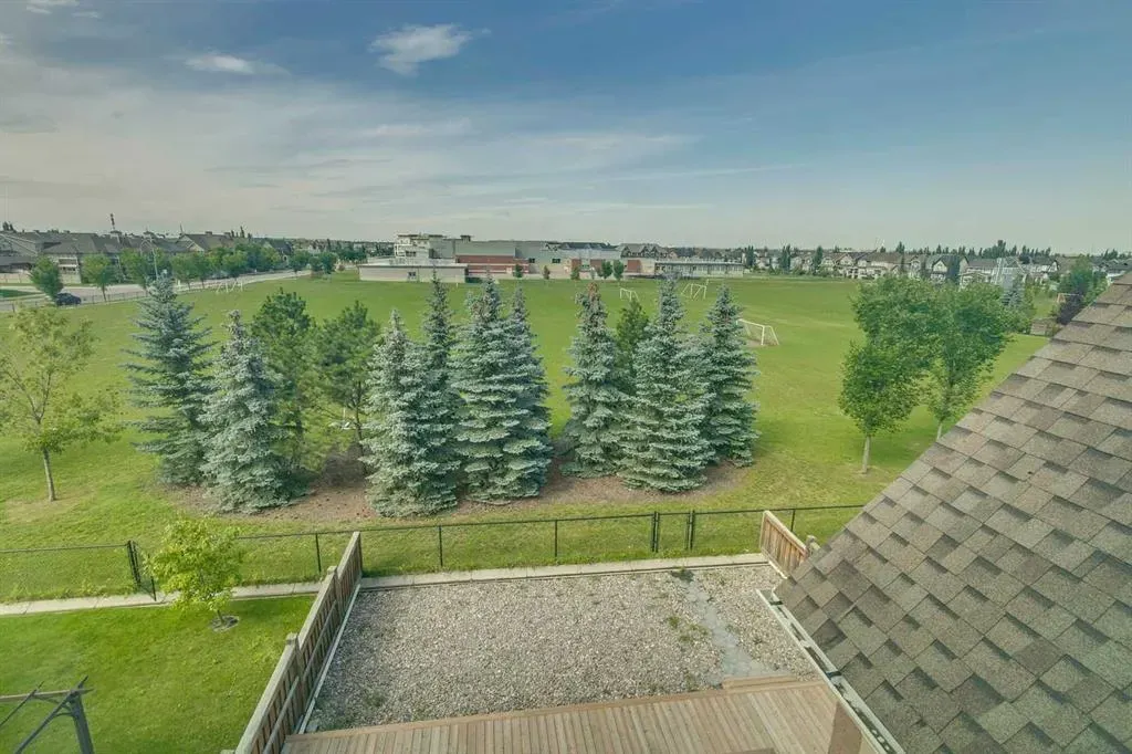 18 Marquis Cove SE