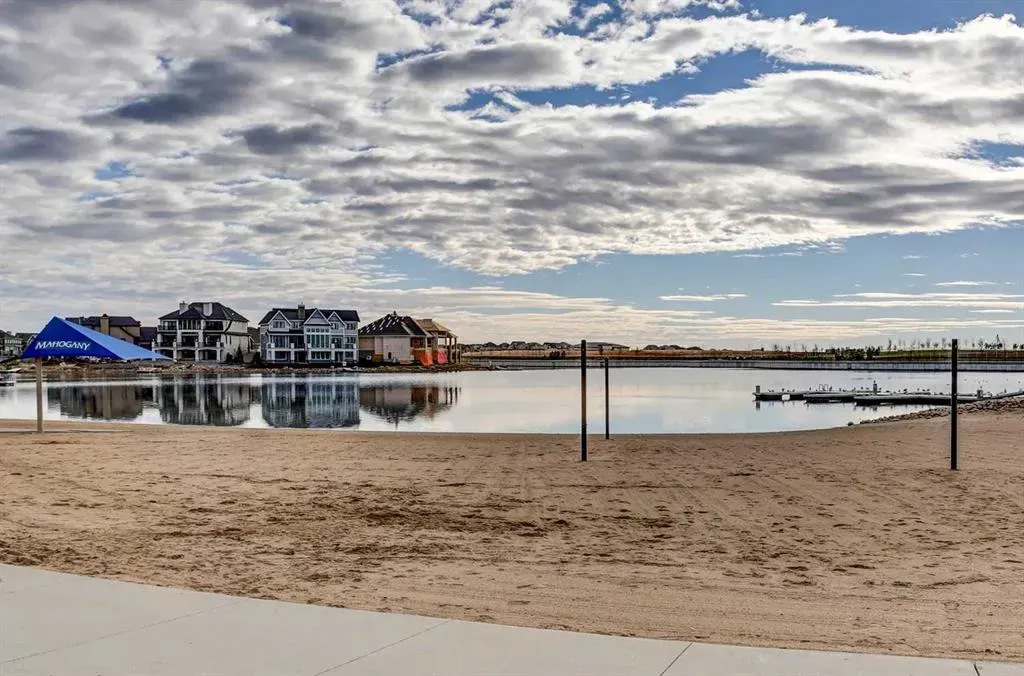 18 Marquis Cove SE