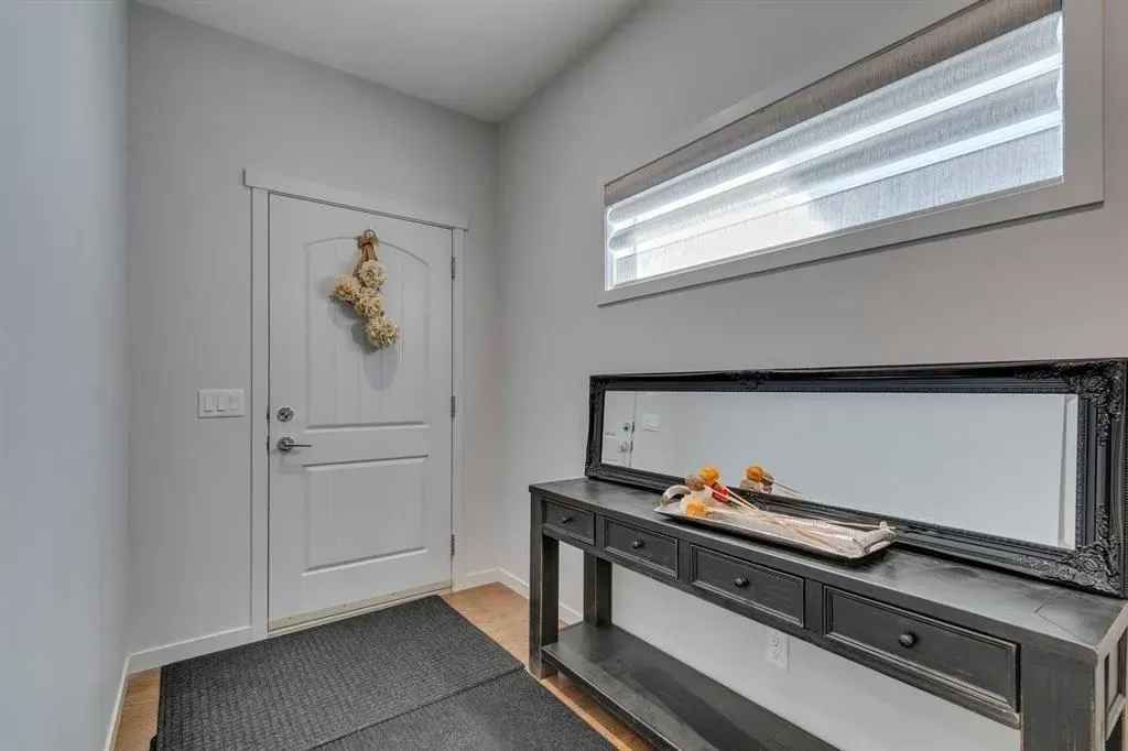 18 Marquis Cove SE