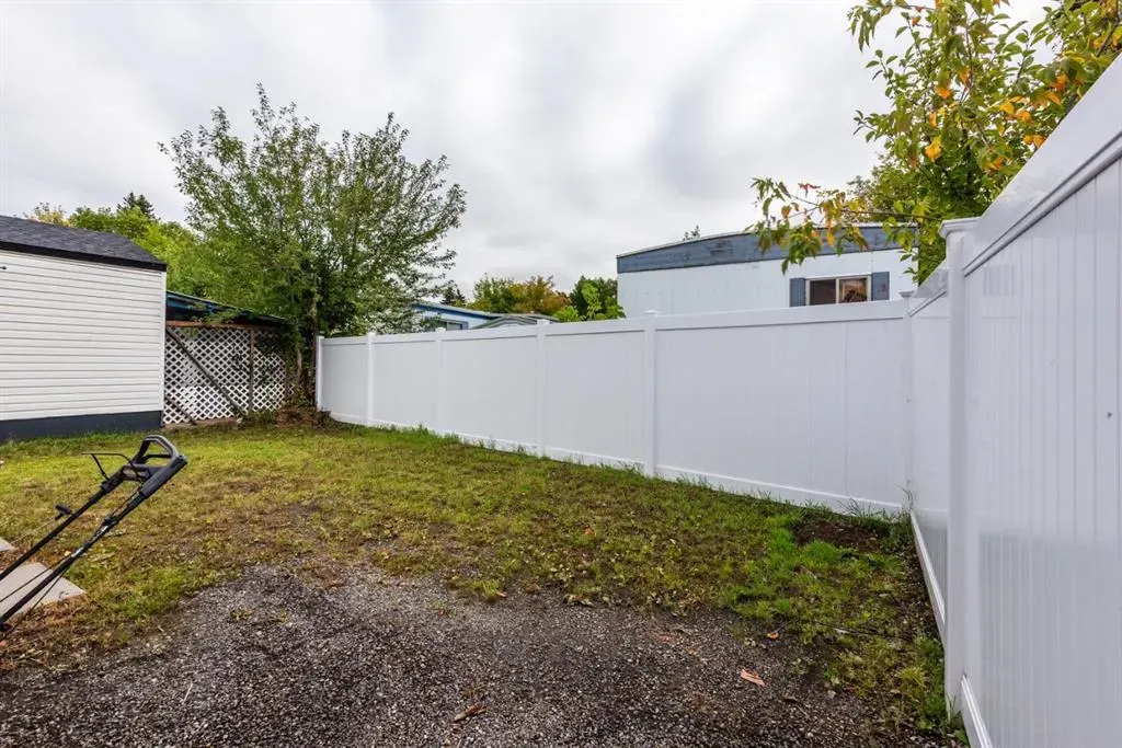 6724 17 Avenue SE, #6