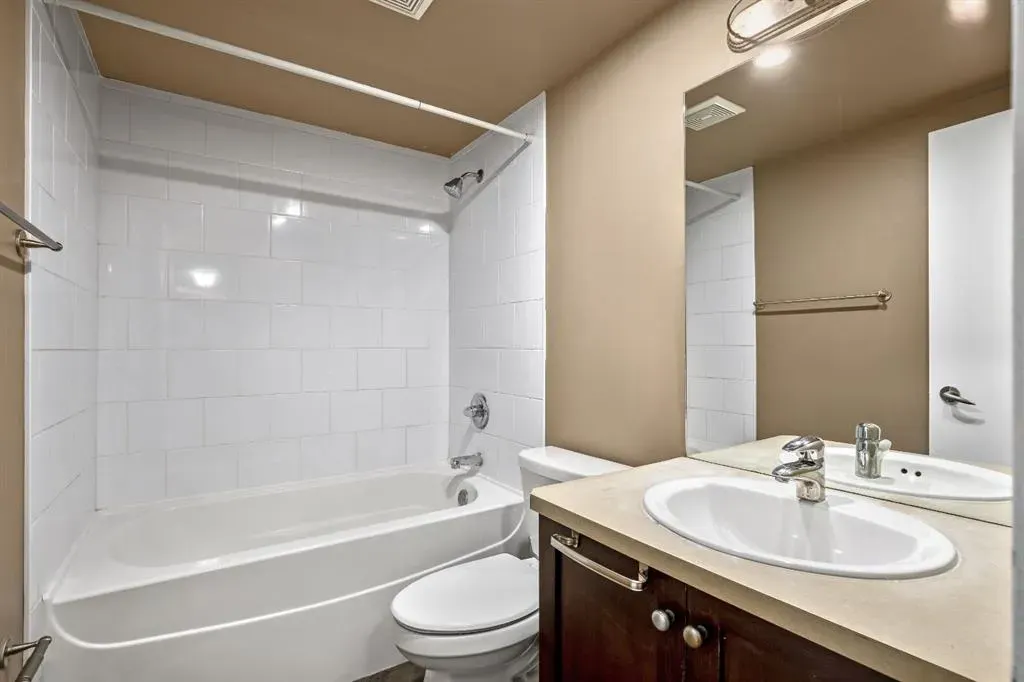 1828 12 Avenue SW, #301