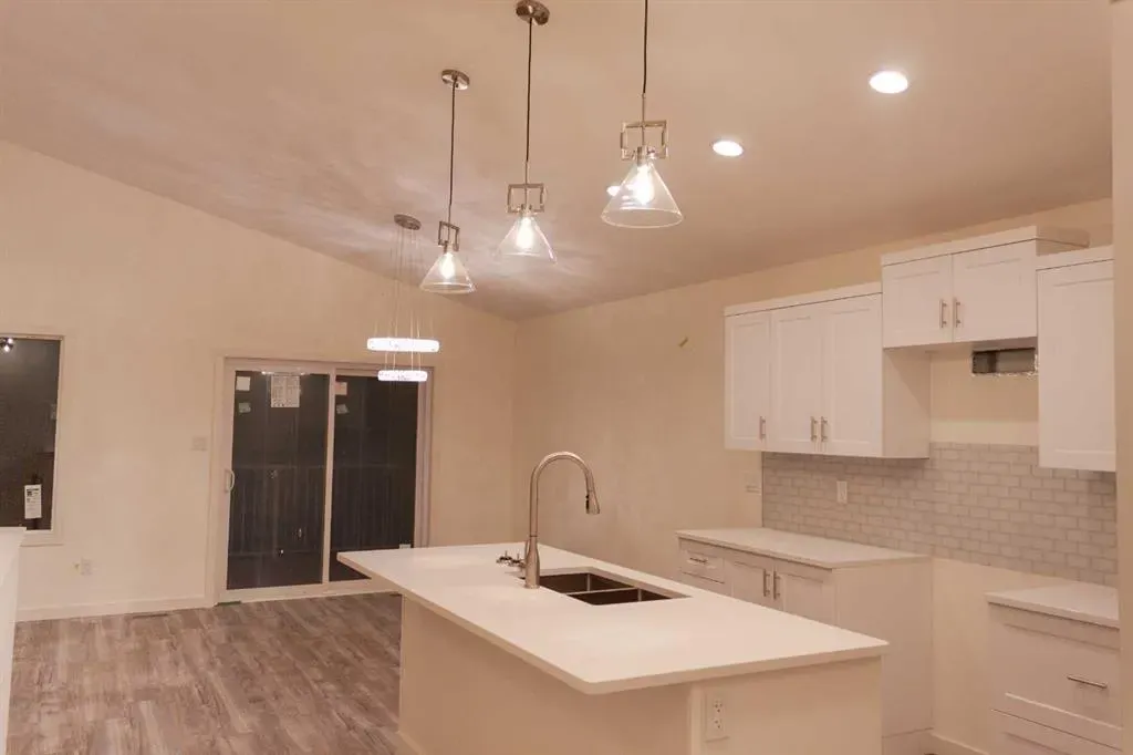 161 Rivergrove Chase W