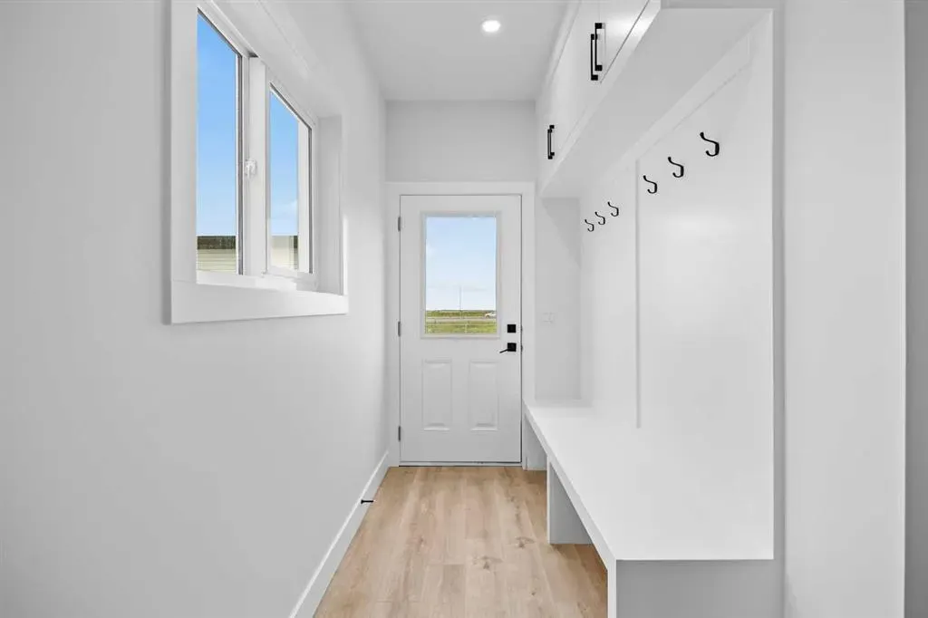 192 Saddlelake Manor NE