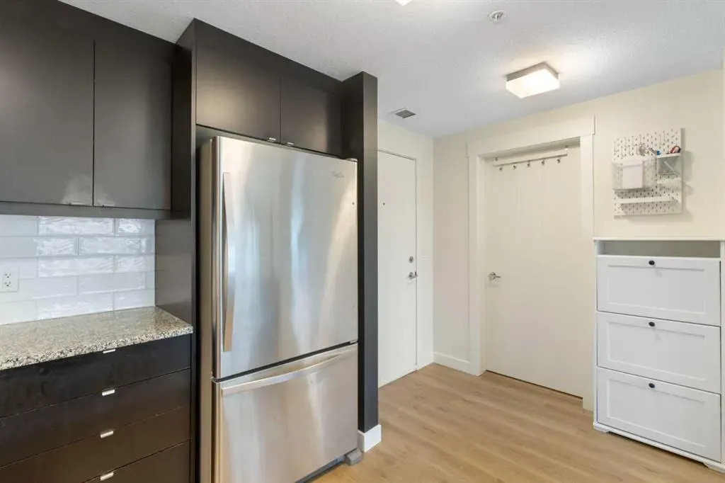 15 Aspenmont Heights SW, #103