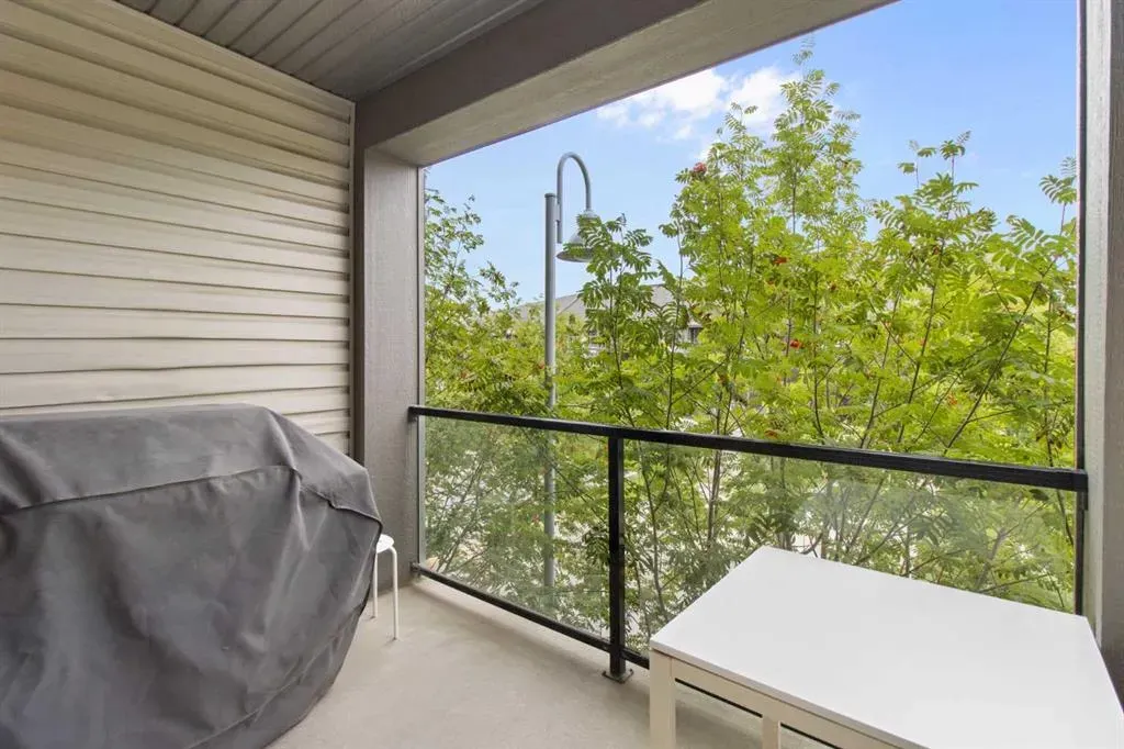 15 Aspenmont Heights SW, #103