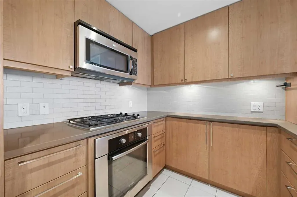 1118 12 Avenue SW, #1307