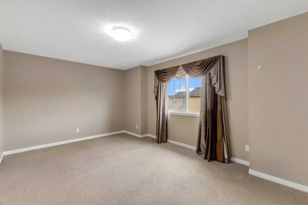 396 Skyview Shores Manor NE