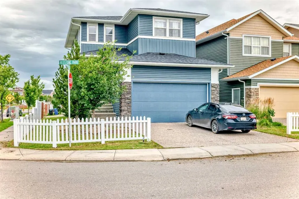 4 Redstone Park NE