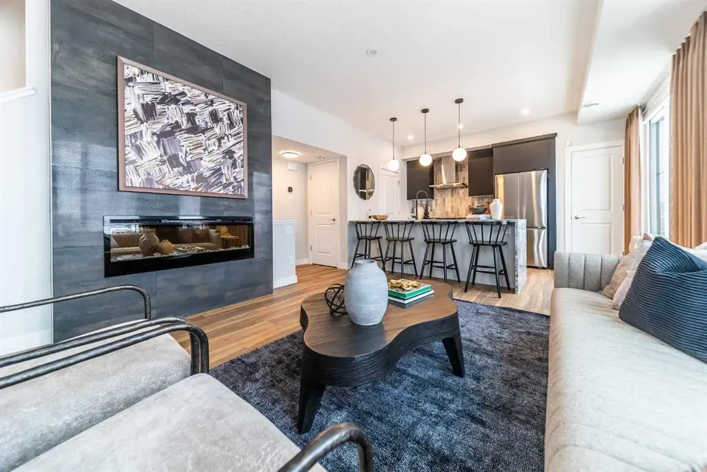 380 Seton Villas, #215