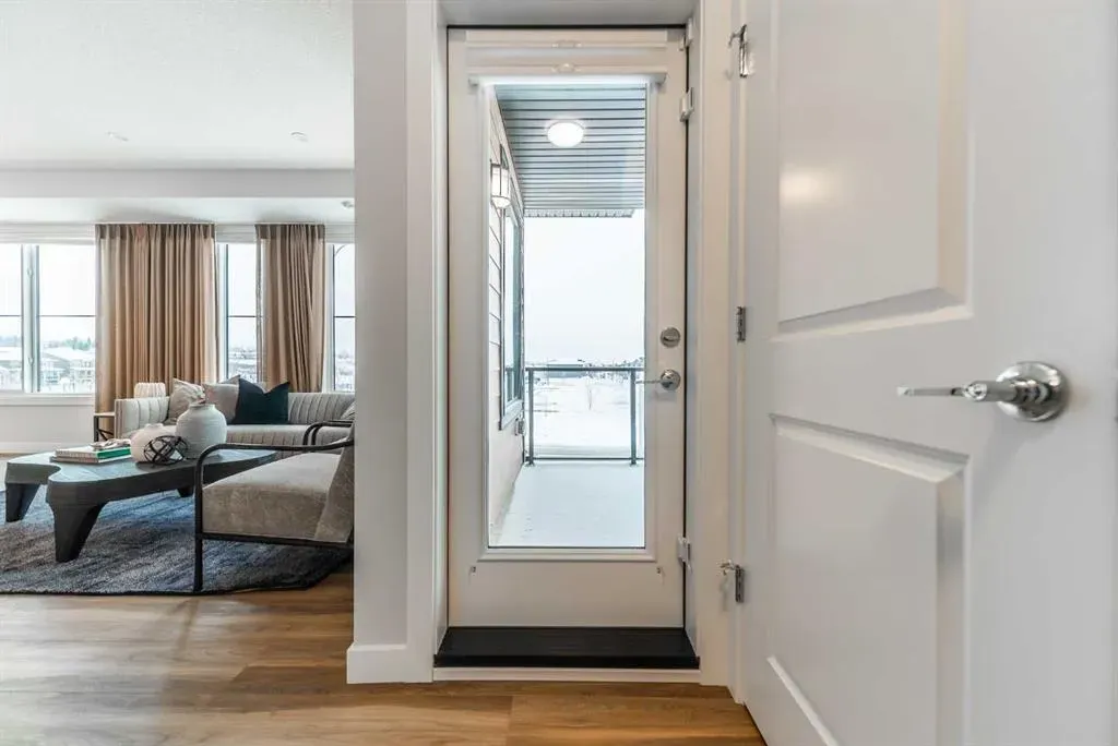 380 Seton Villas, #215