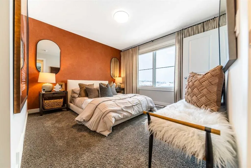 380 Seton Villas, #215