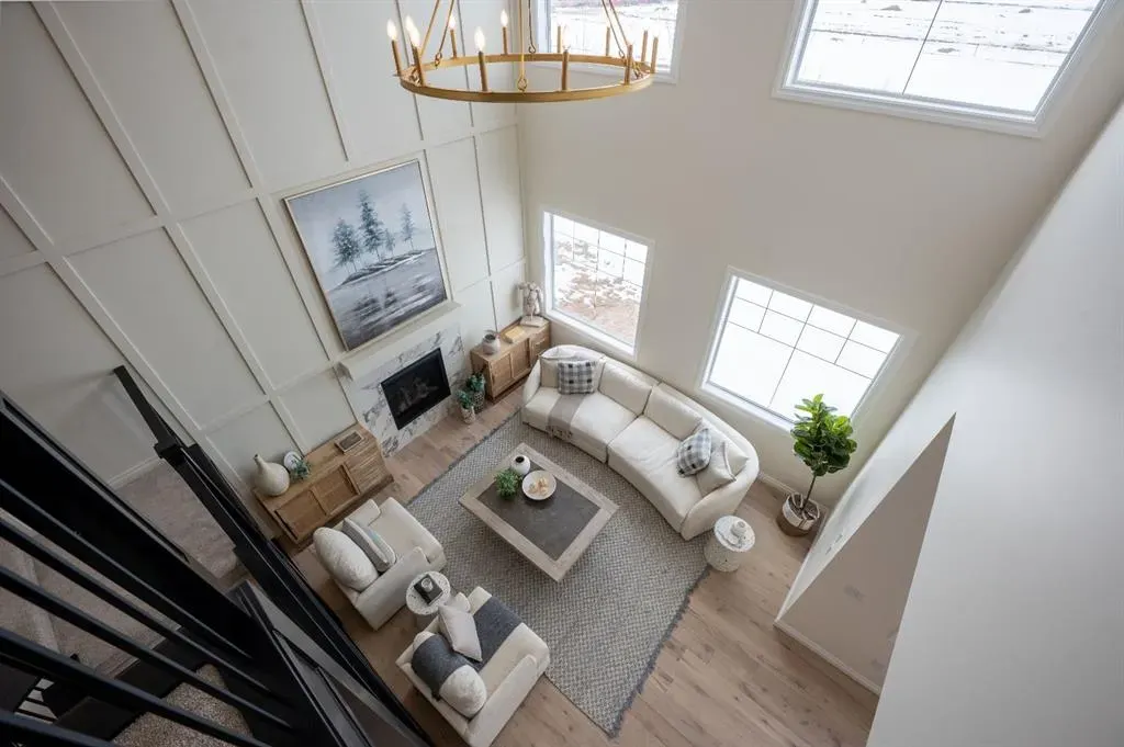 375 Chelsea Passage
