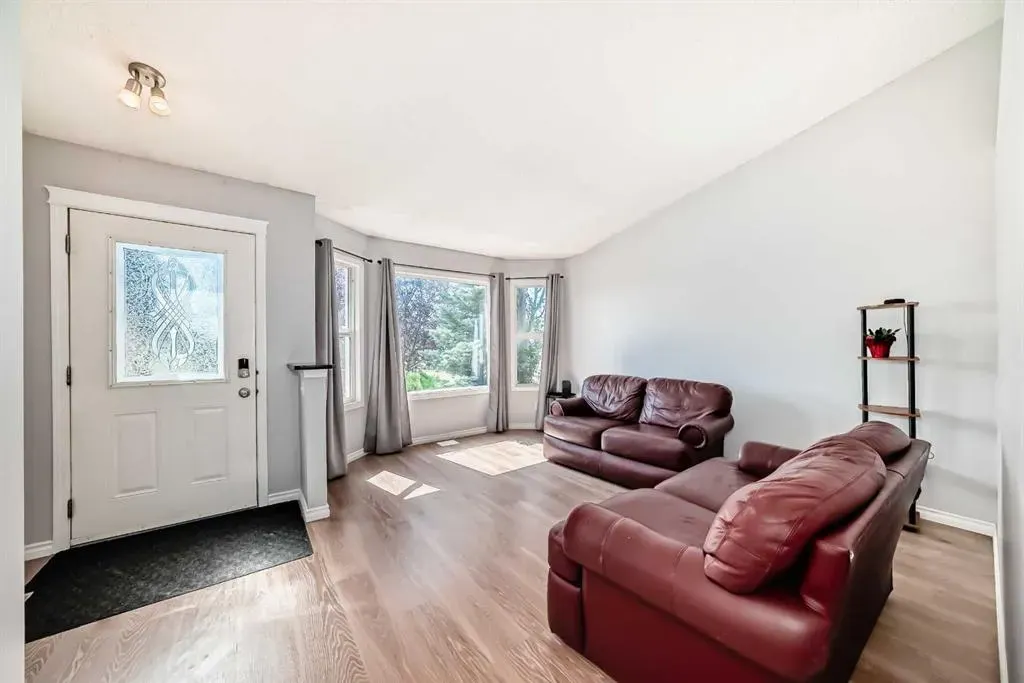 108 Hillview Drive