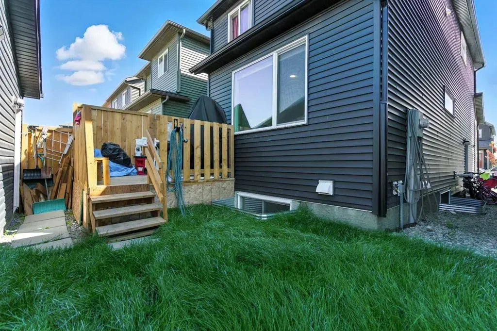 268 Savanna Terrace NE