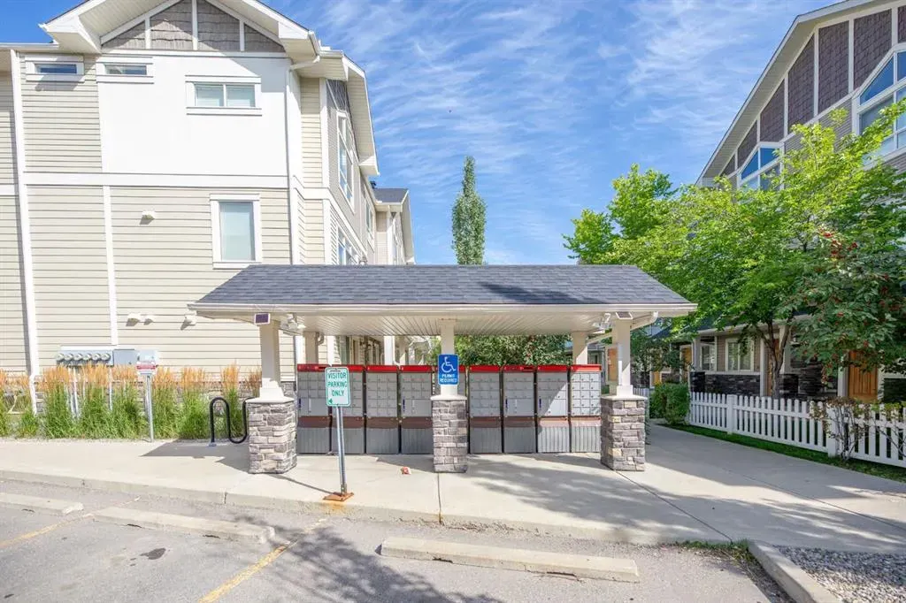 22 Skyview Ranch Gardens NE
