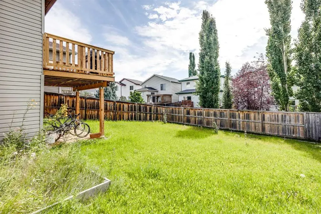 127 Tuscarora Way NW