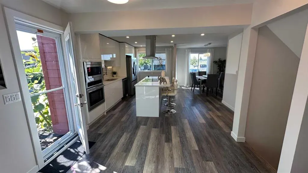6223 31 Avenue NW, #206