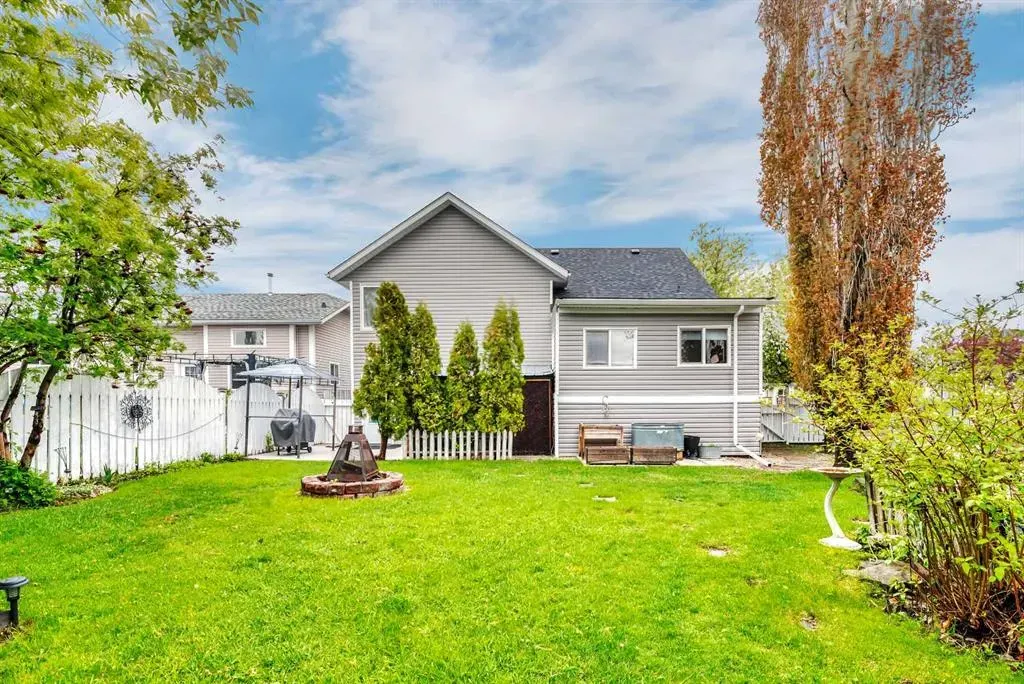 6 Greenview Crescent