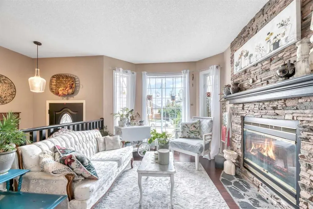 6 Greenview Crescent