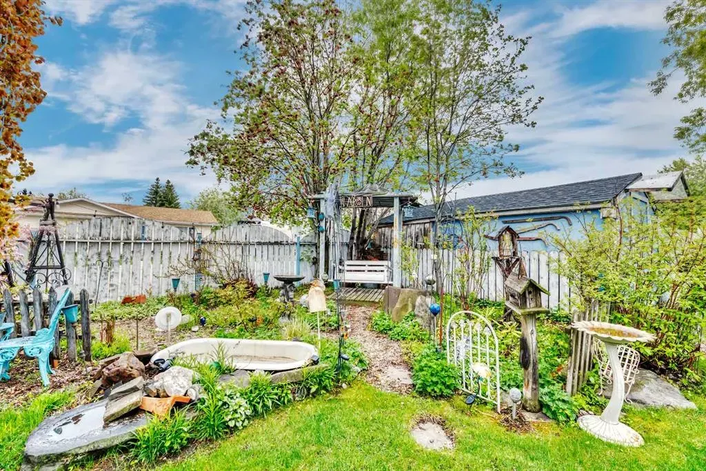 6 Greenview Crescent