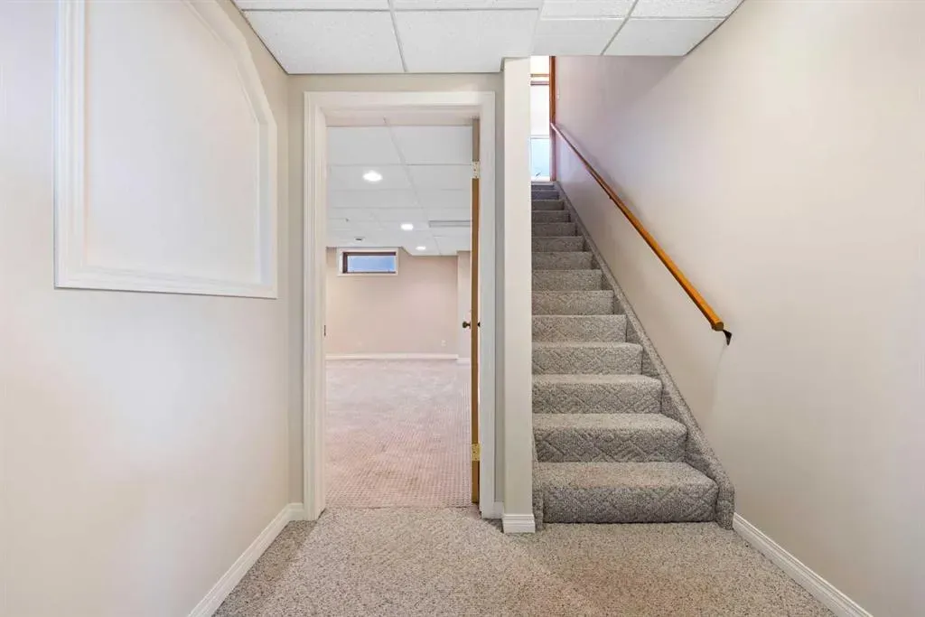 12 Scanlon Green NW