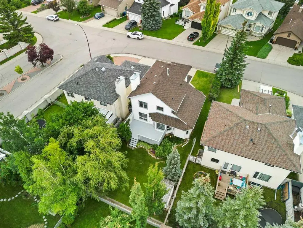 12 Scanlon Green NW