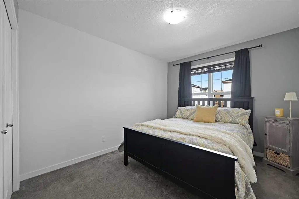 89 Sunrise Crescent