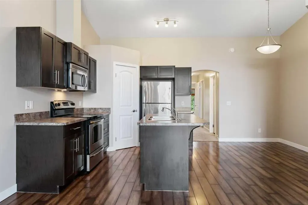230 Eversyde Boulevard SW, #2203