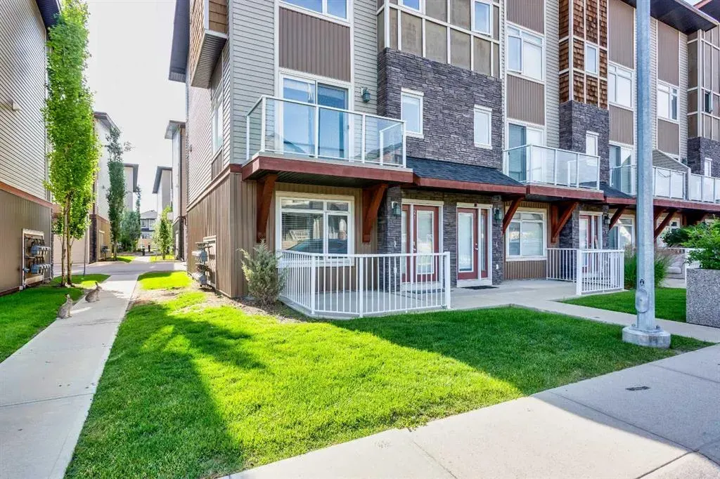 21 Skyview Point Link NE
