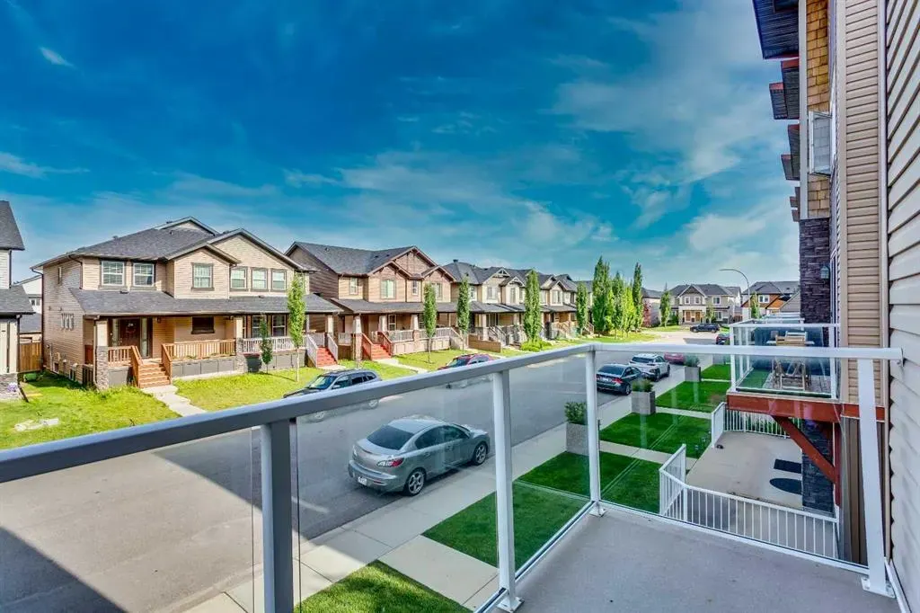 21 Skyview Point Link NE