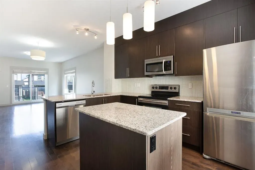 21 Skyview Point Link NE