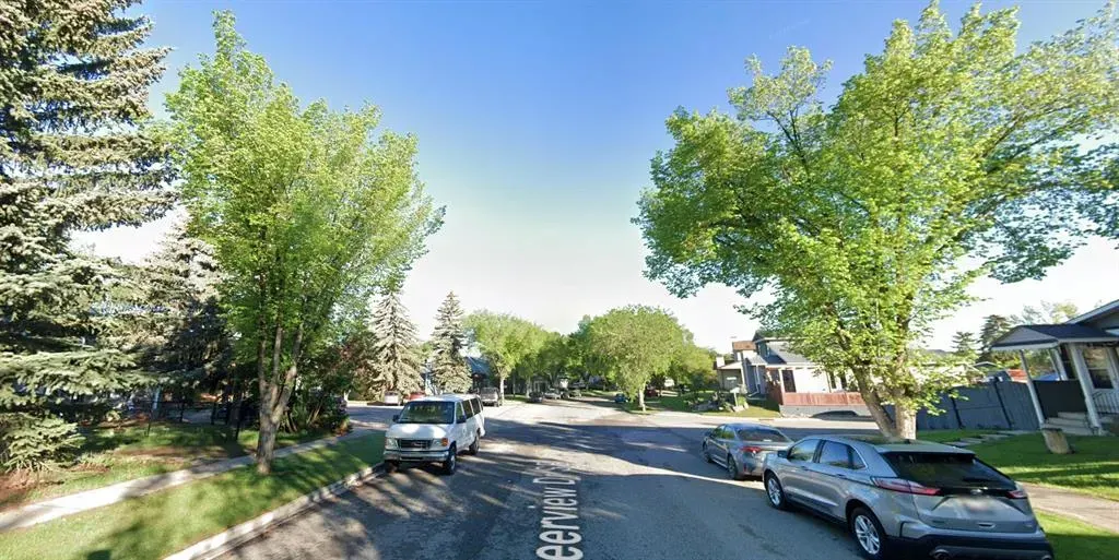 259 Deerview Drive SE