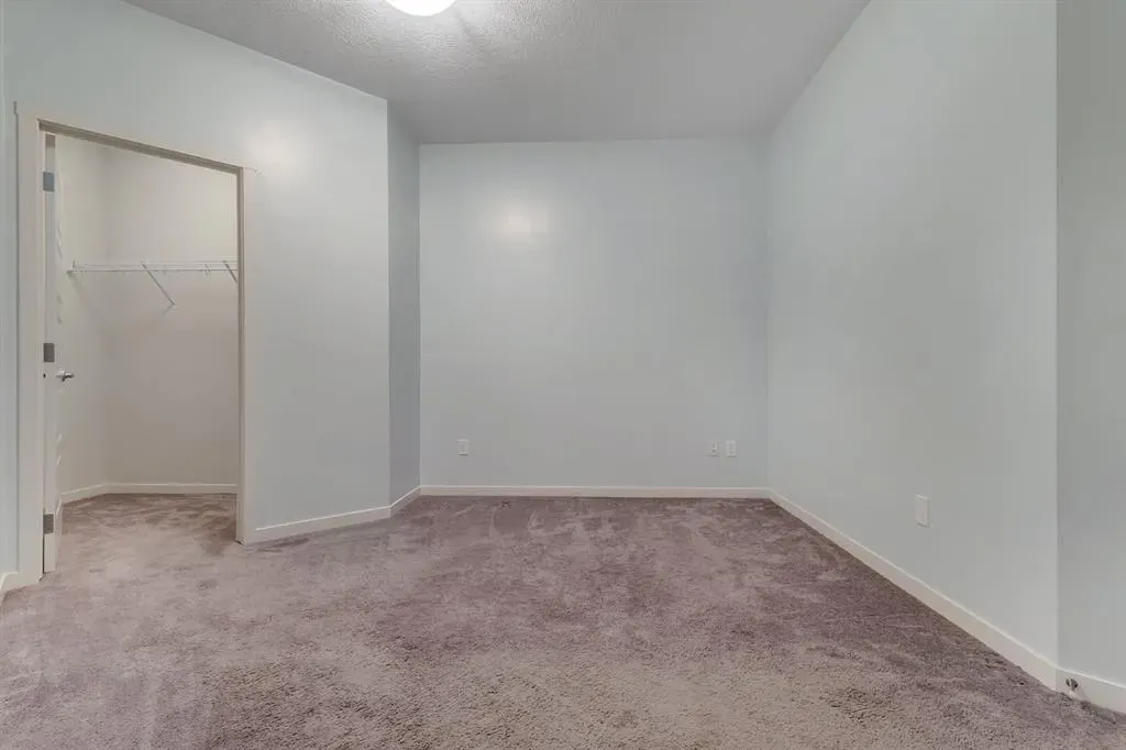 20 Seton Park SE, #324