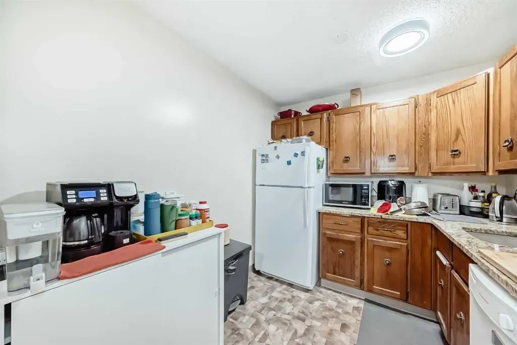 315 southampton Drive, #7312