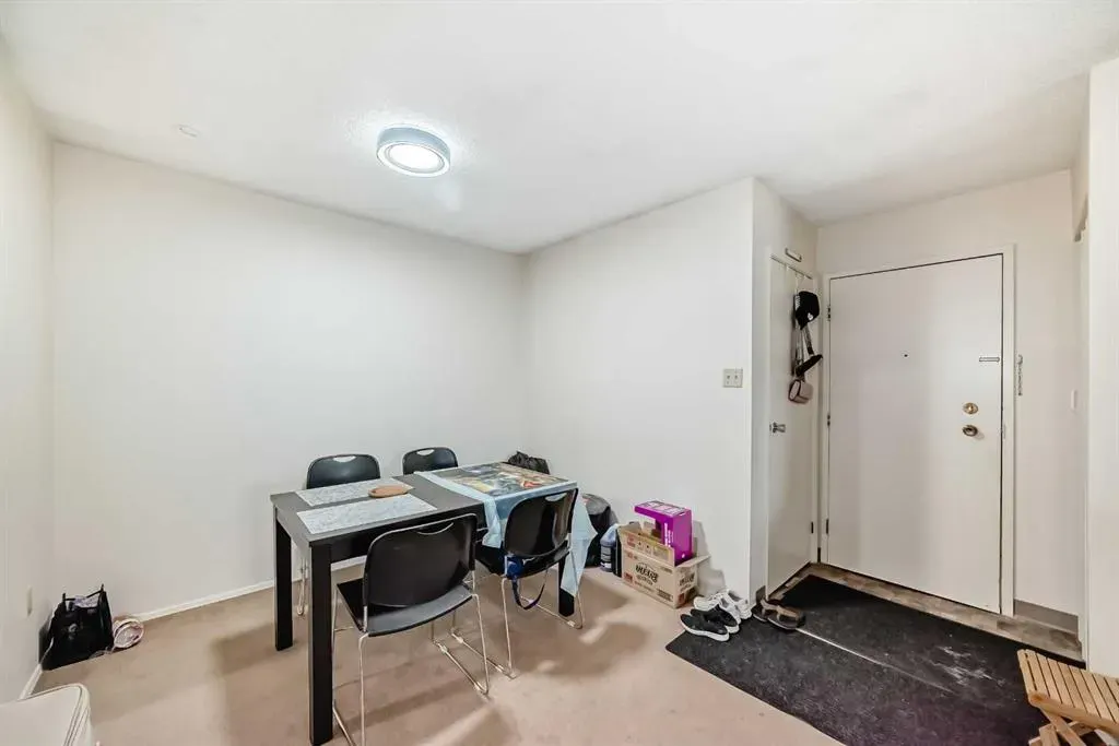 315 southampton Drive, #7312