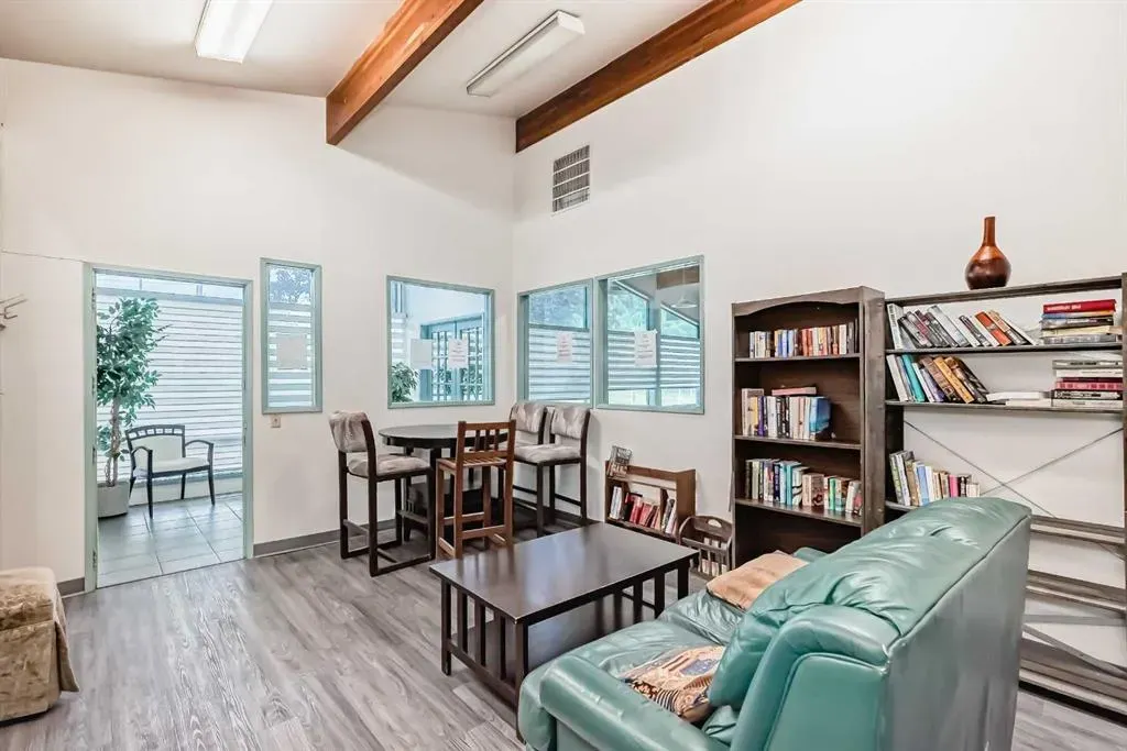 315 southampton Drive, #7312