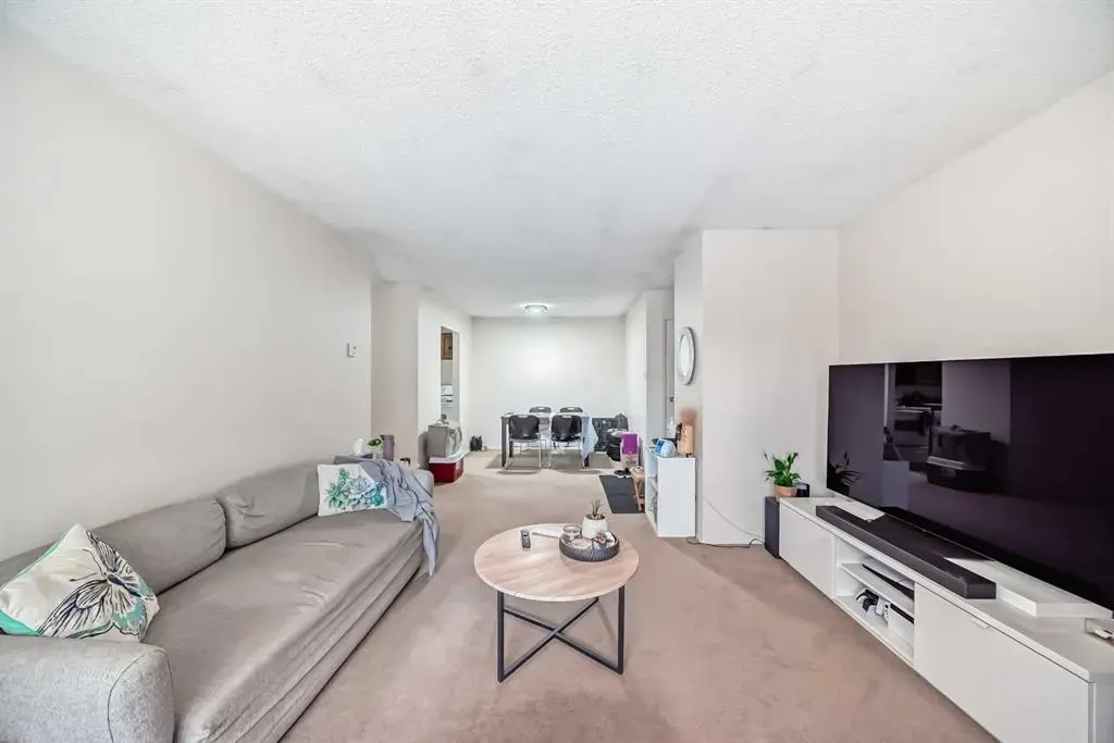 315 southampton Drive, #7312