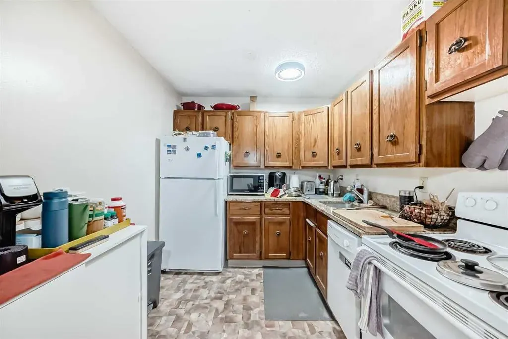 315 southampton Drive, #7312