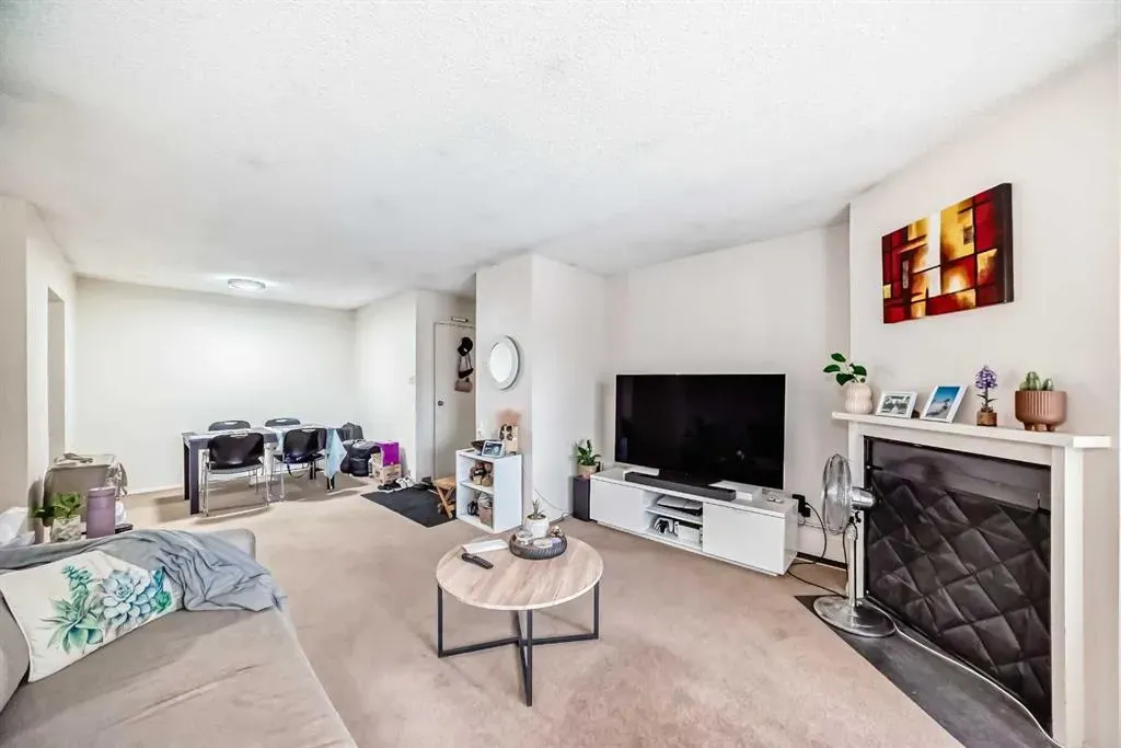 315 southampton Drive, #7312