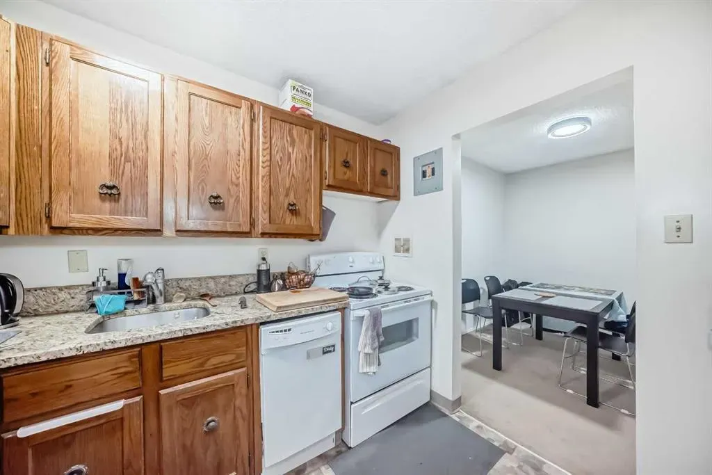 315 southampton Drive, #7312