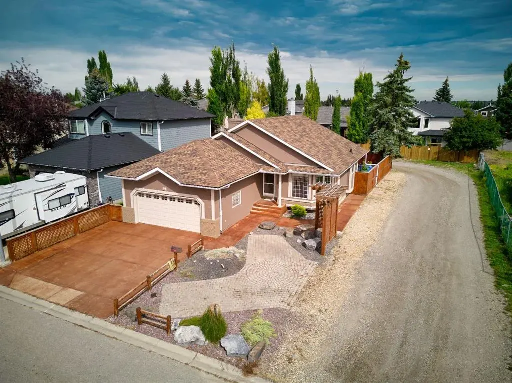 81 Sundown Manor SE