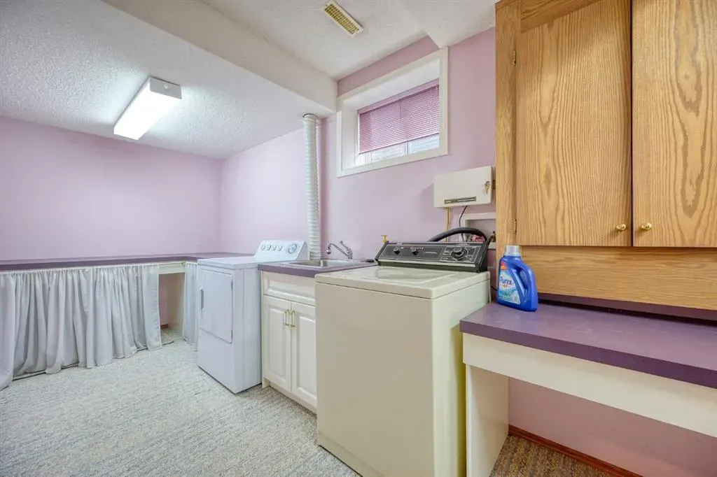 81 Sundown Manor SE