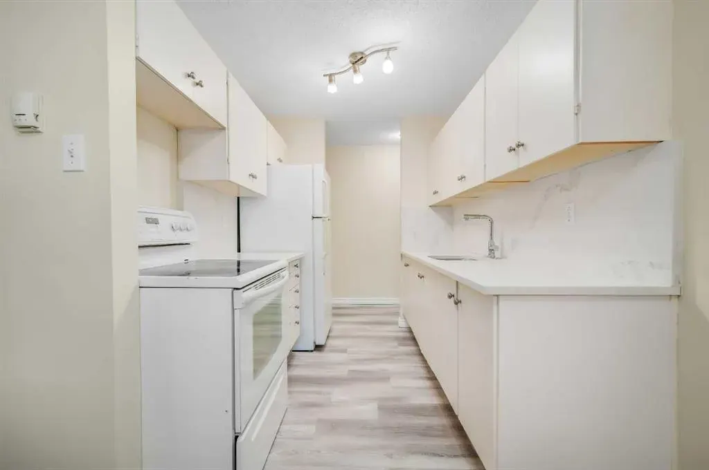 11620 Elbow Drive SW, #803